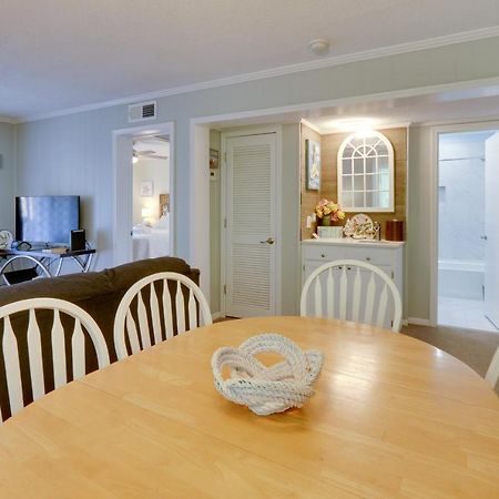 Hilton Head Island Condo - Walk To Pool And Beach! エクステリア 写真