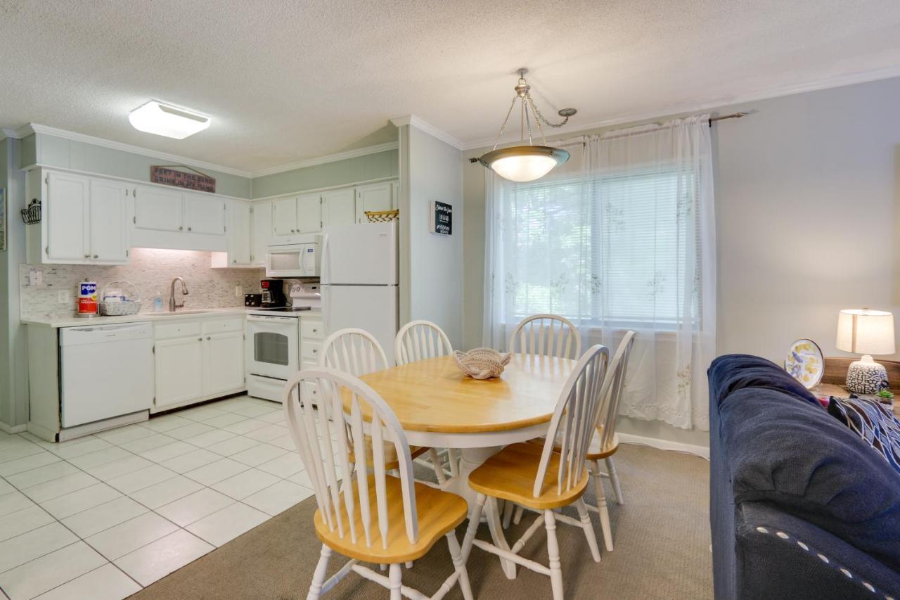 Hilton Head Island Condo - Walk To Pool And Beach! エクステリア 写真