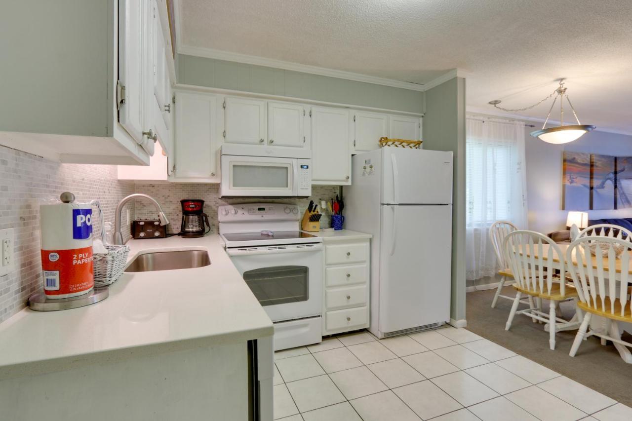 Hilton Head Island Condo - Walk To Pool And Beach! エクステリア 写真
